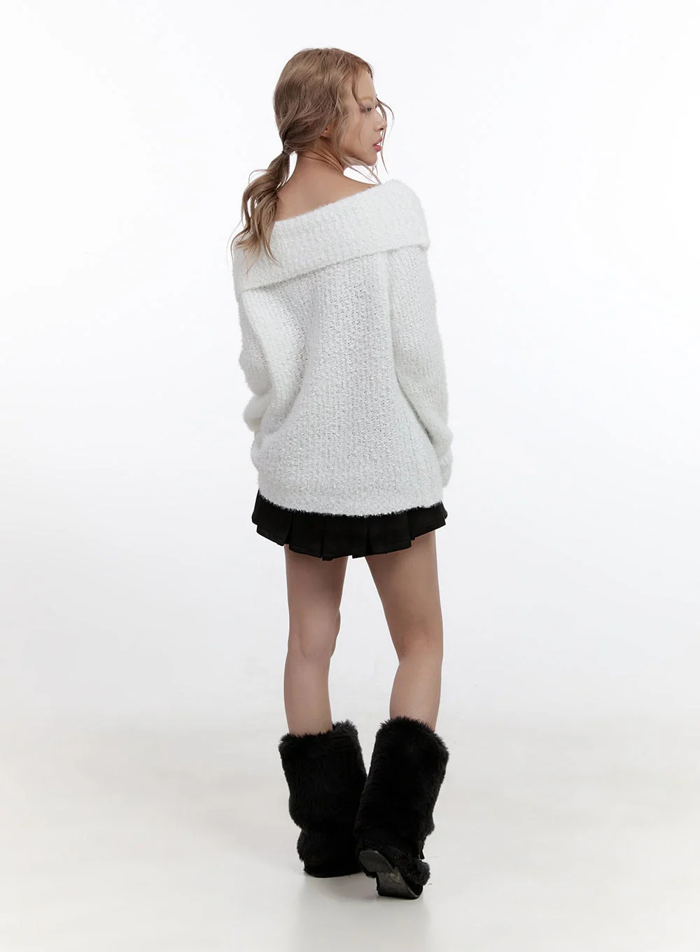 Acrylic Dream Solid Sweater CN425 - Image 9