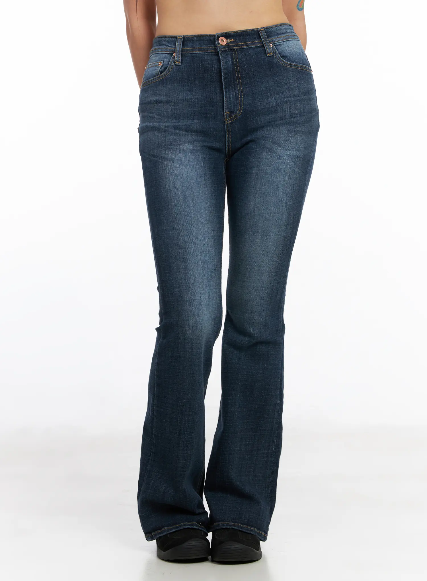 Alayah Vintage Wash Flared Jeans CF506 - Image 2