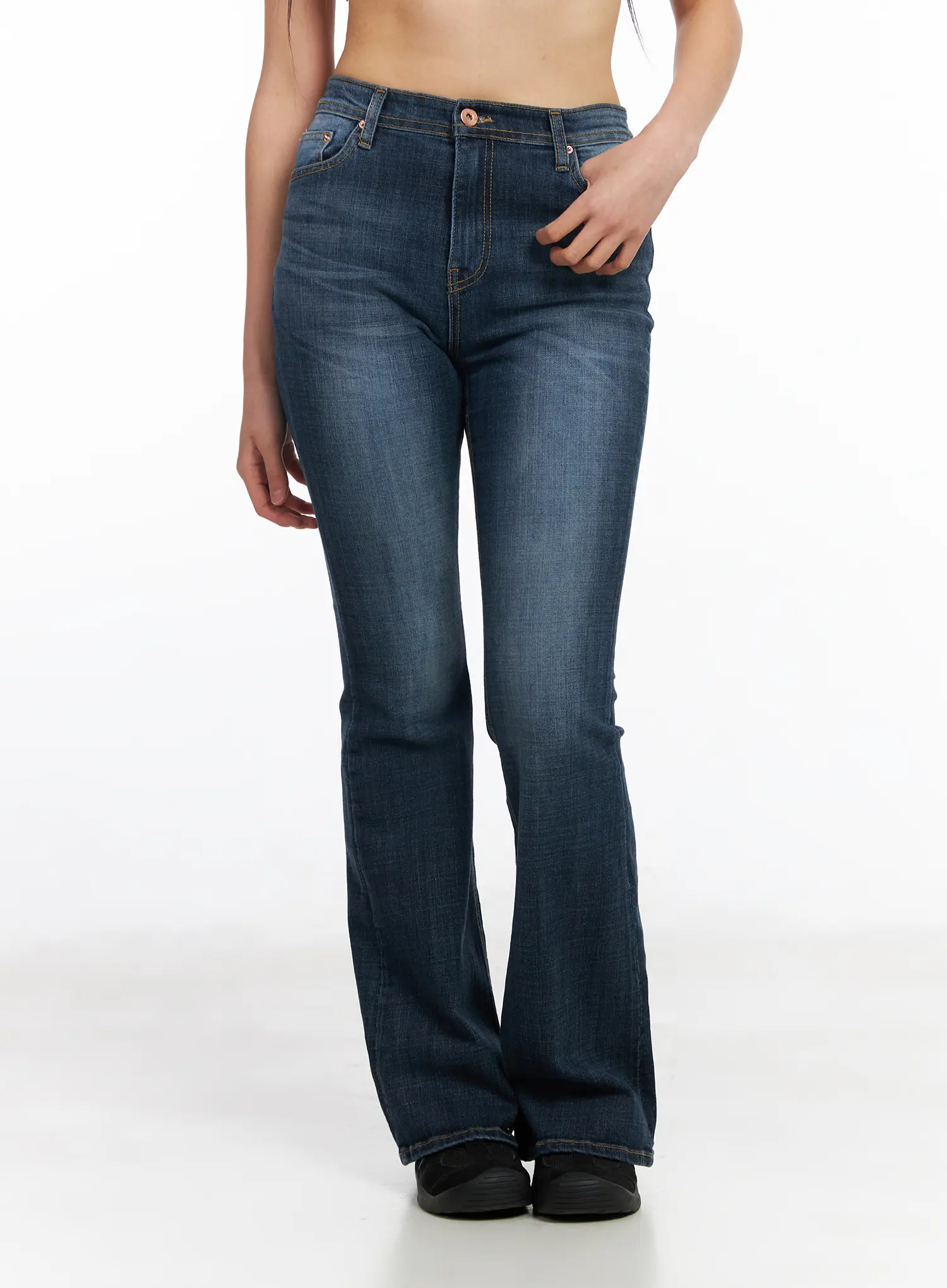 Alayah Vintage Wash Flared Jeans CF506 - Image 8