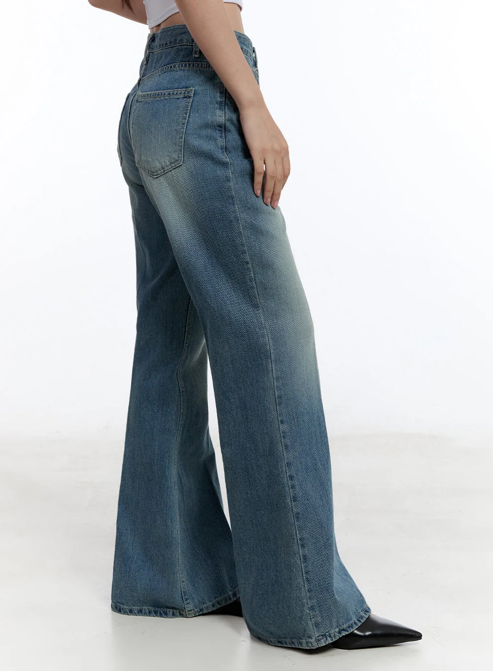 Aliya Washed Bootcut Jeans IU503 - Image 12