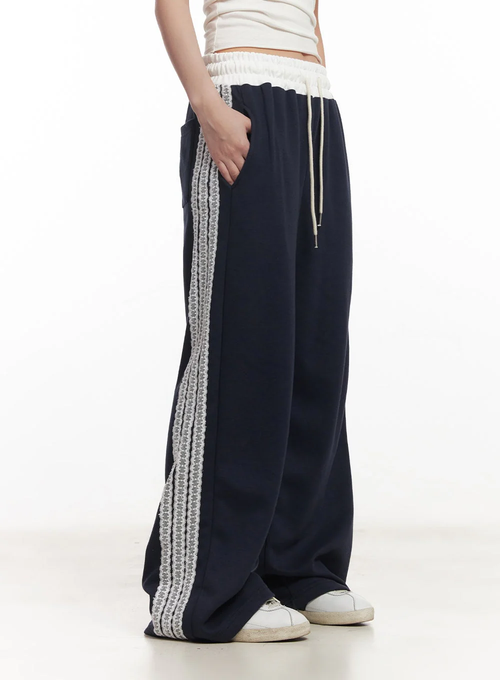 Angel Lace Wide-Leg Trackpants CA521 - Image 2