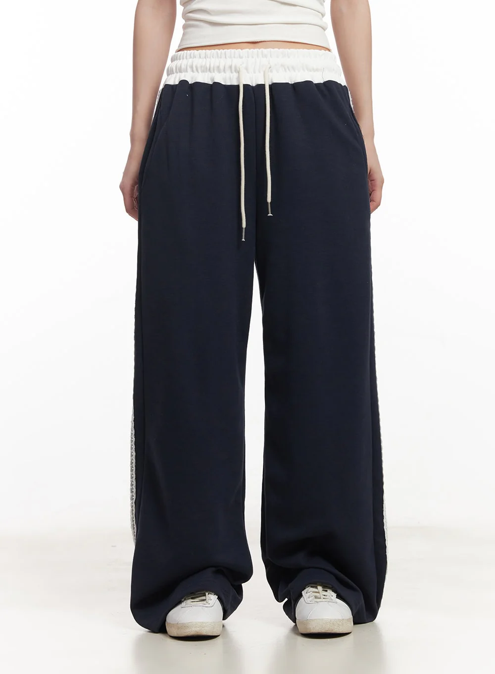 Angel Lace Wide-Leg Trackpants CA521 - Image 5