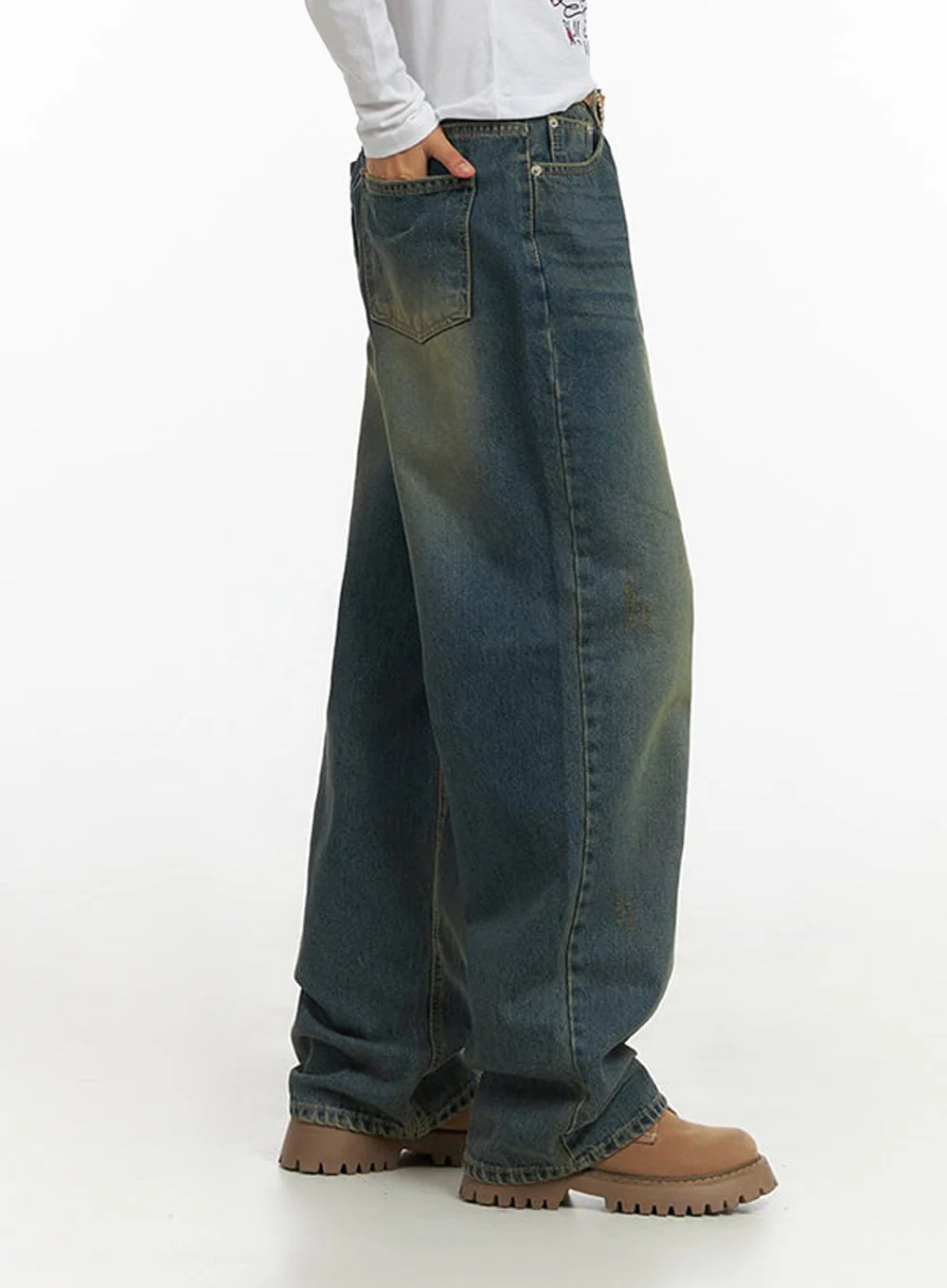 Anya Wide Fit Denim Jeans IO409 - Image 6