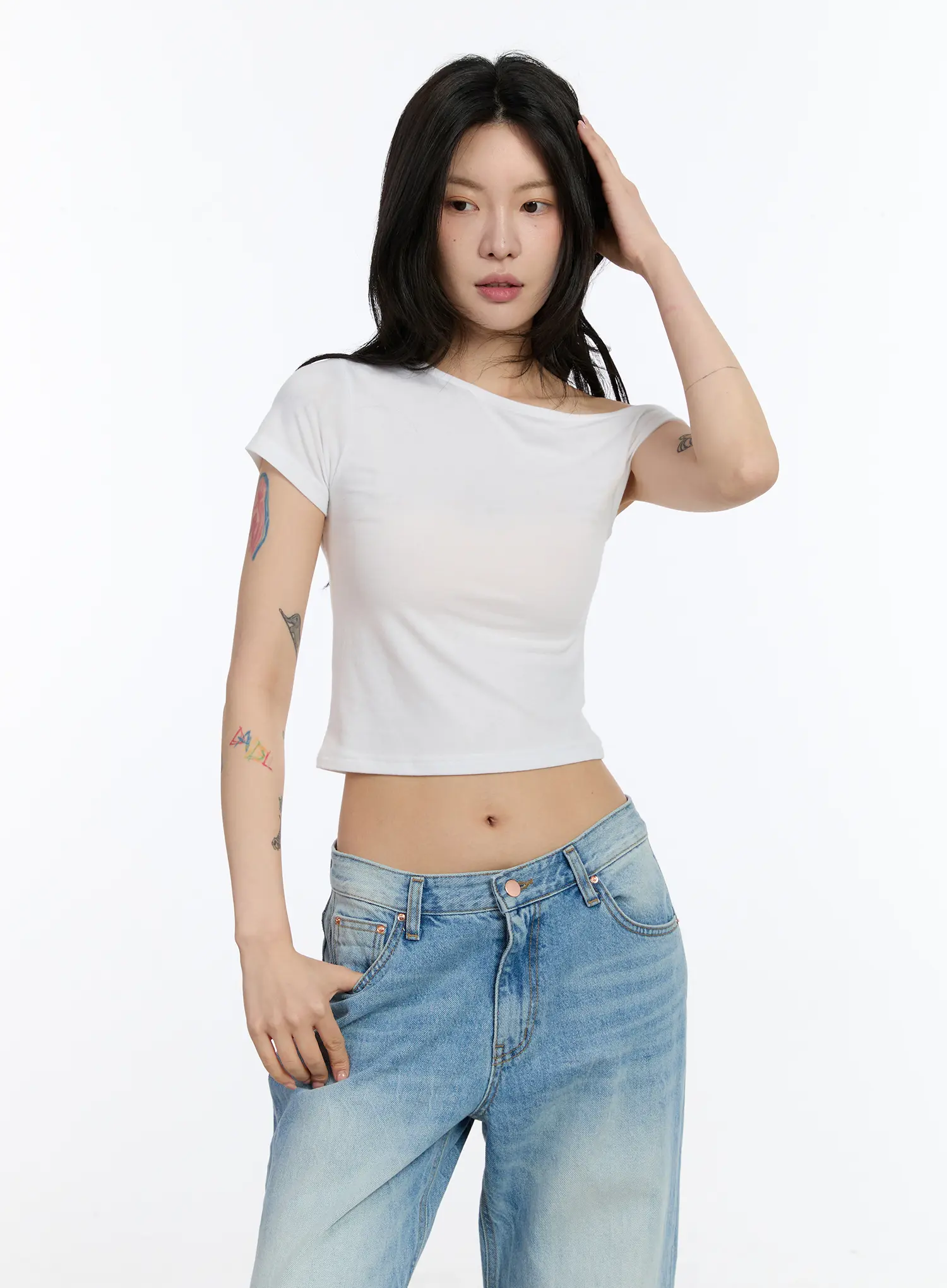 Asymmetric Off-Shoulder Tee CA508 - Image 4