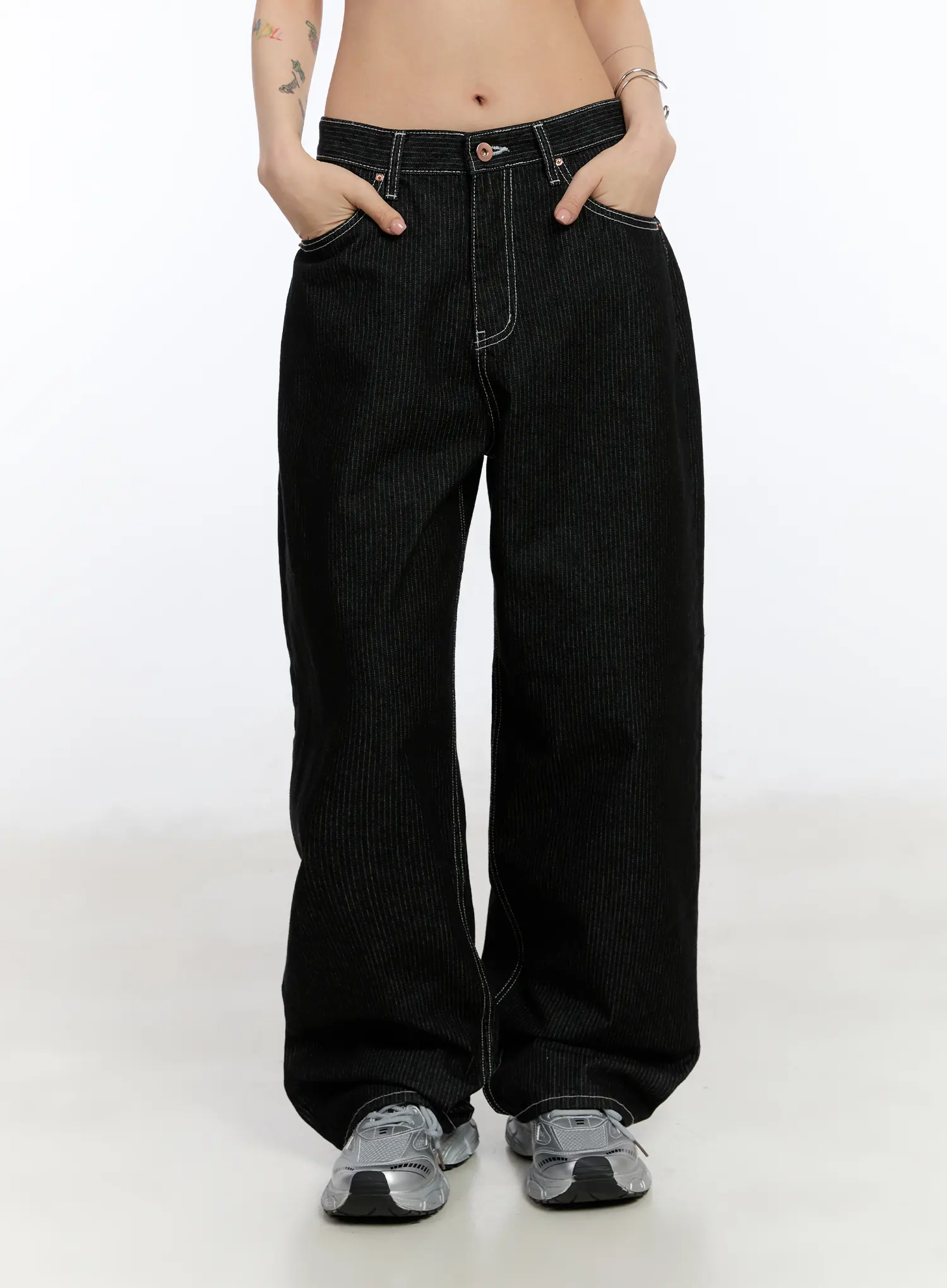Athe Wide Stripe Jeans CA506 - Image 10