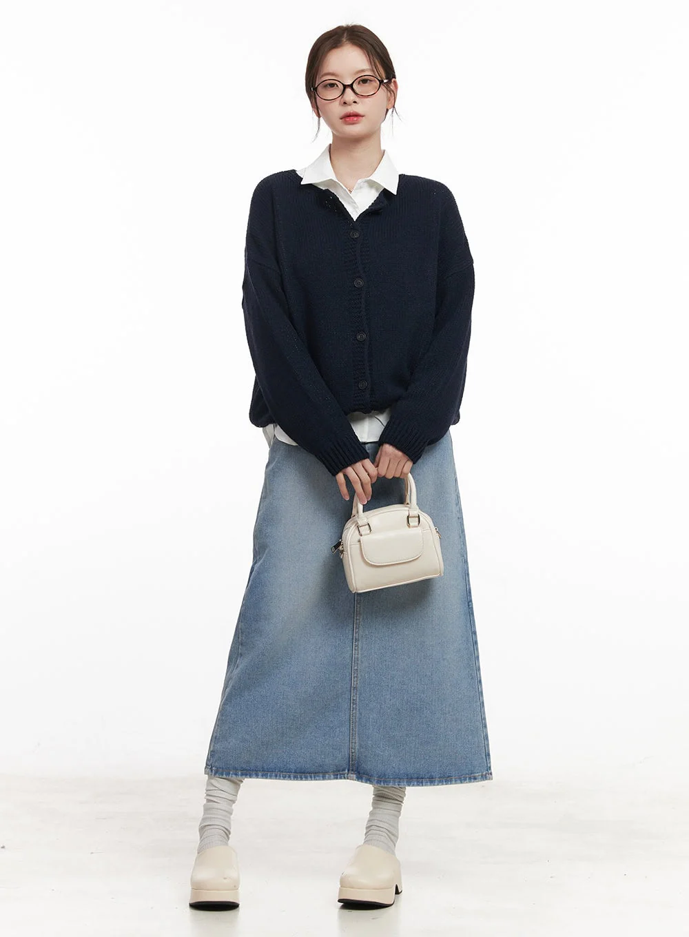 Back-Slit Stitched Denim Maxi Skirt CM511 - Image 2