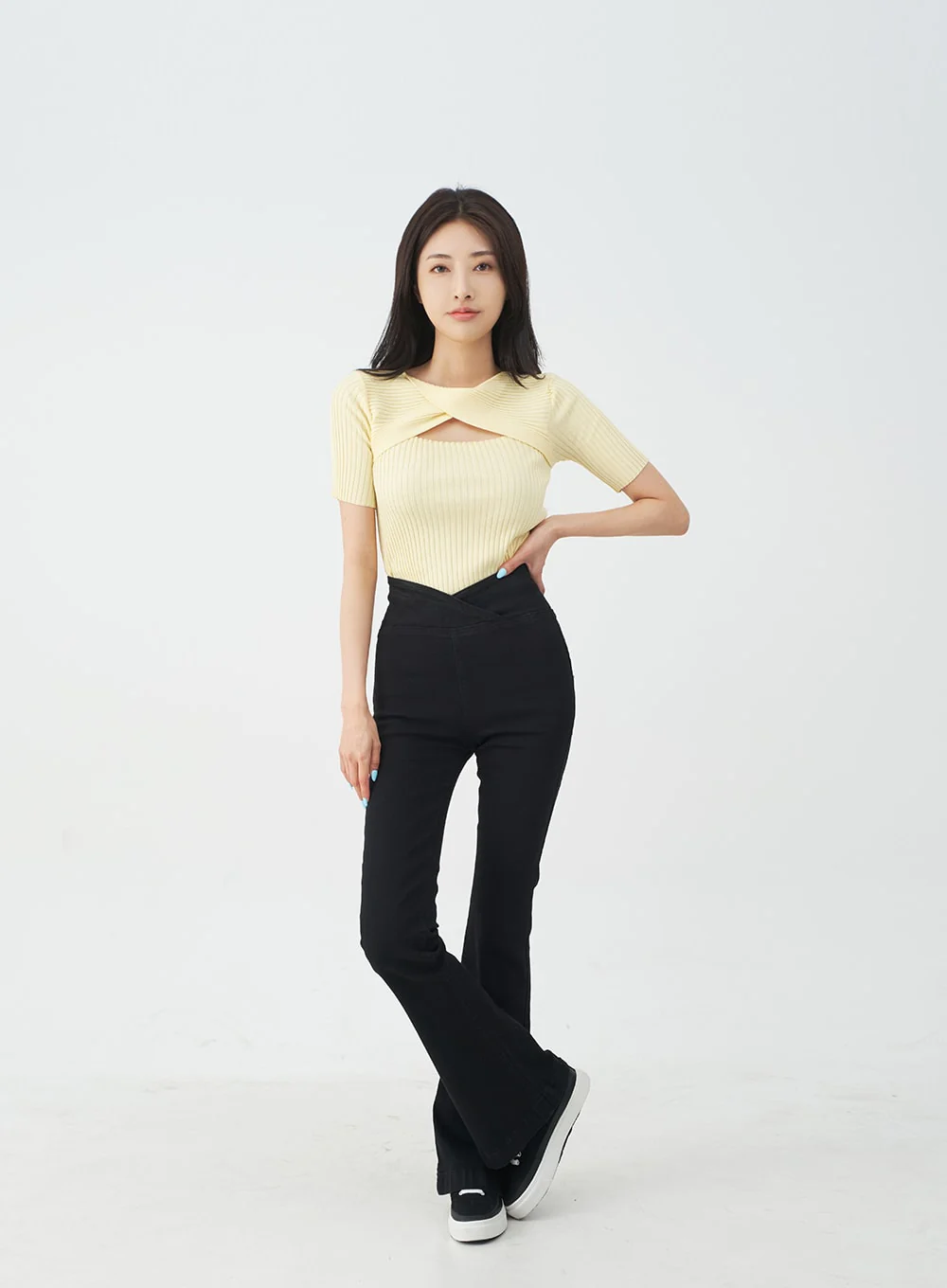 Banded Boot-Cut Highwaisted Pants IJ23 - Image 13