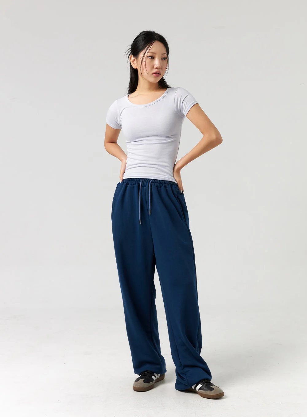 Basic Crewneck Tee CL326 - Image 13