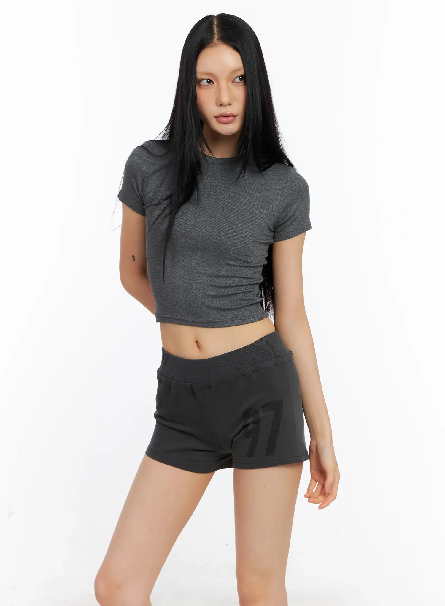 Basic Round Neck Crop Tee CL529 - Image 11