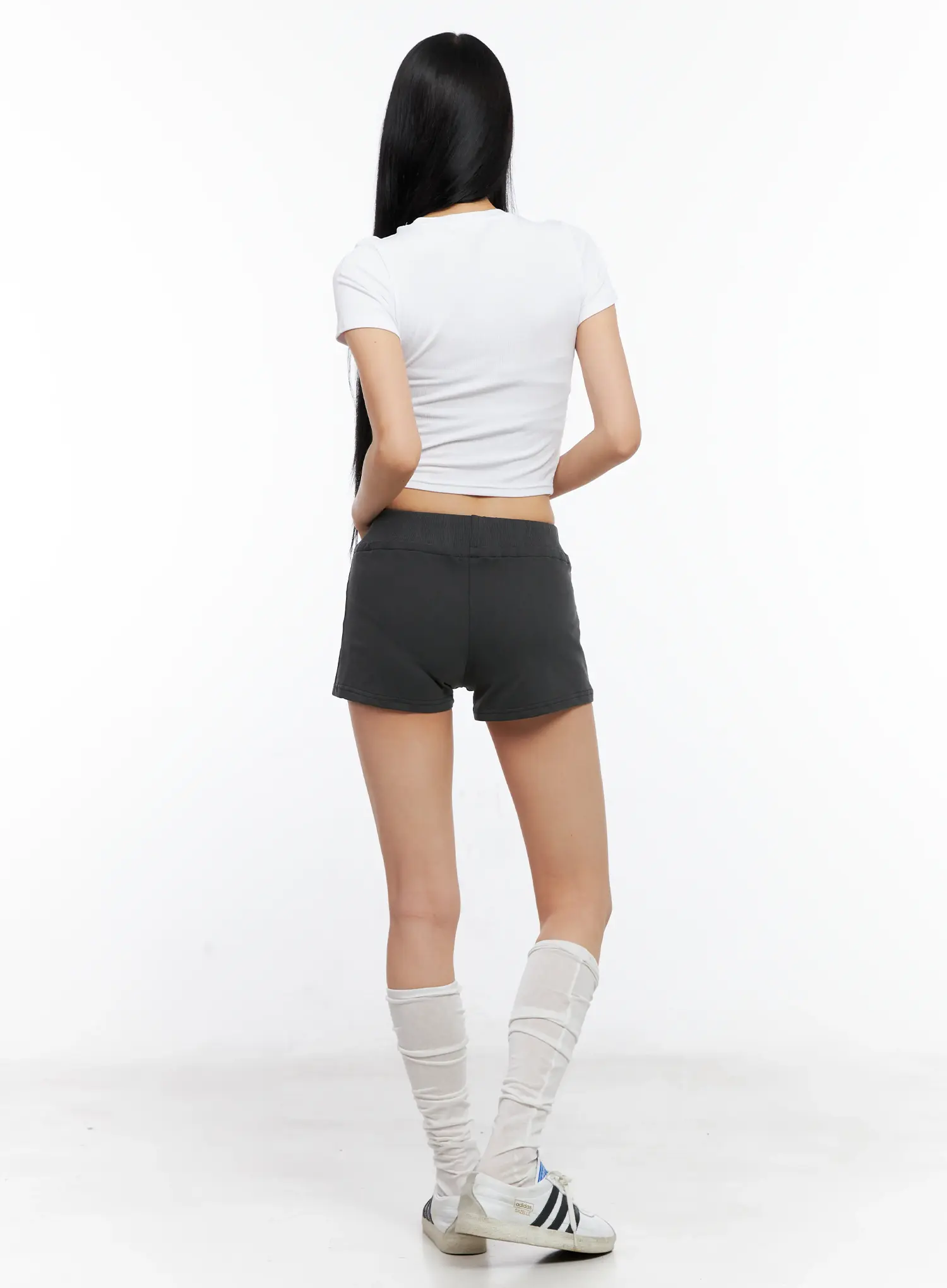Basic Round Neck Crop Tee CL529 - Image 5