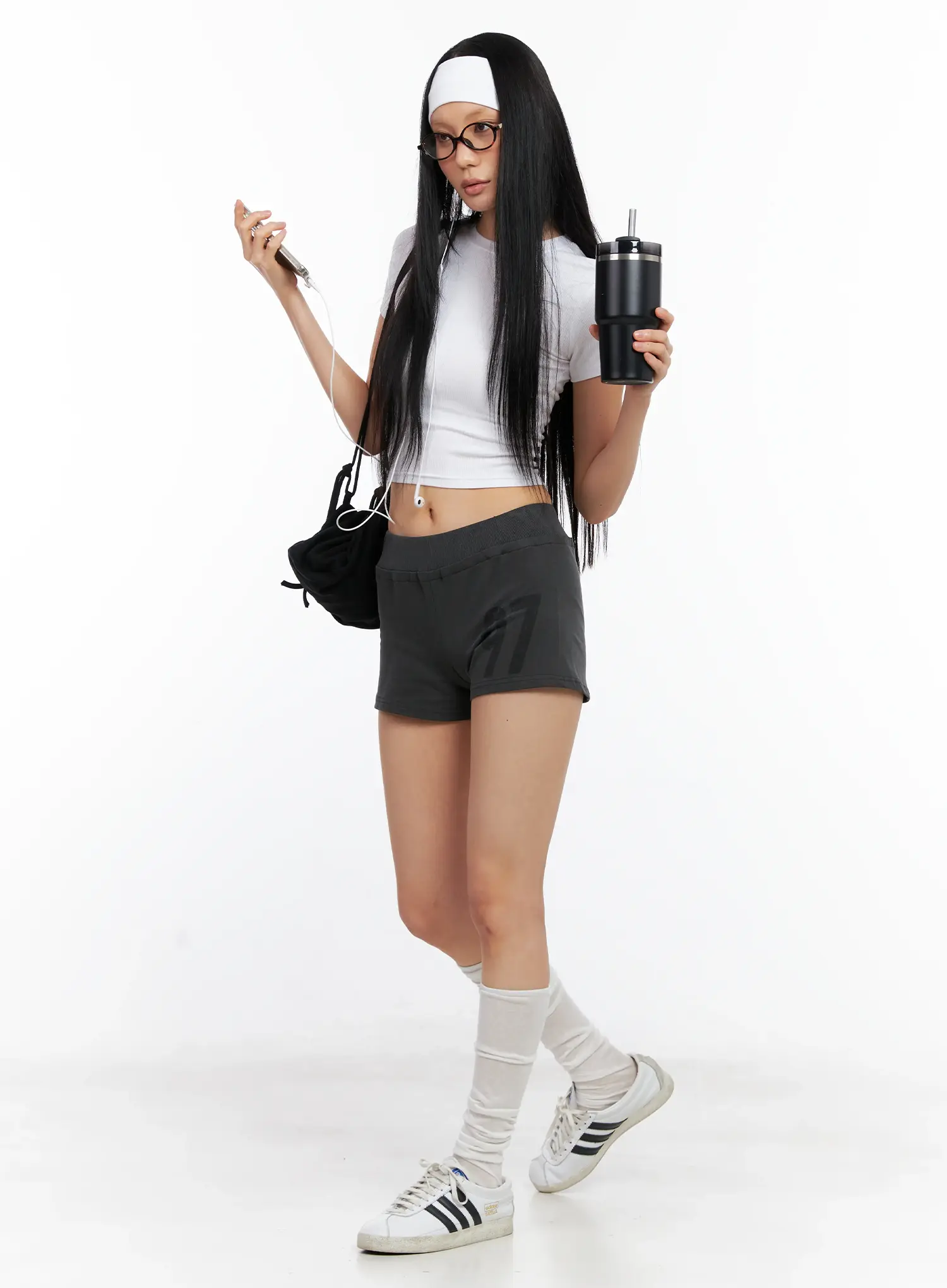 Basic Round Neck Crop Tee CL529 - Image 9