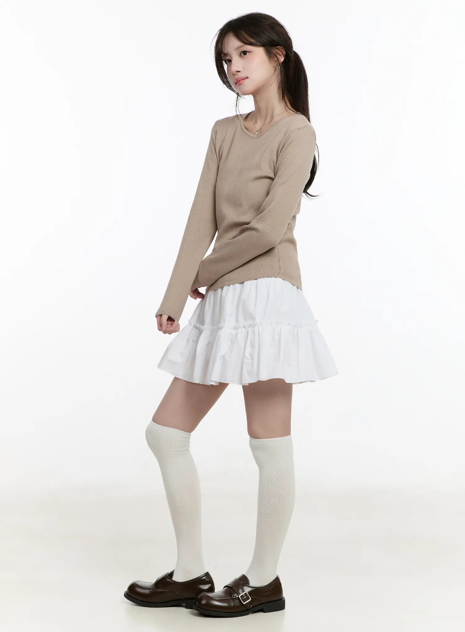 Basic Round Neck Long Sleeve Top CM505 - Image 8