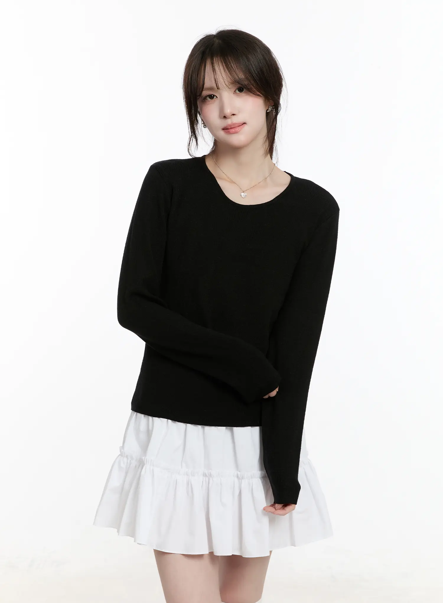 Basic Round Neck Long Sleeve Top CM505 - Image 9