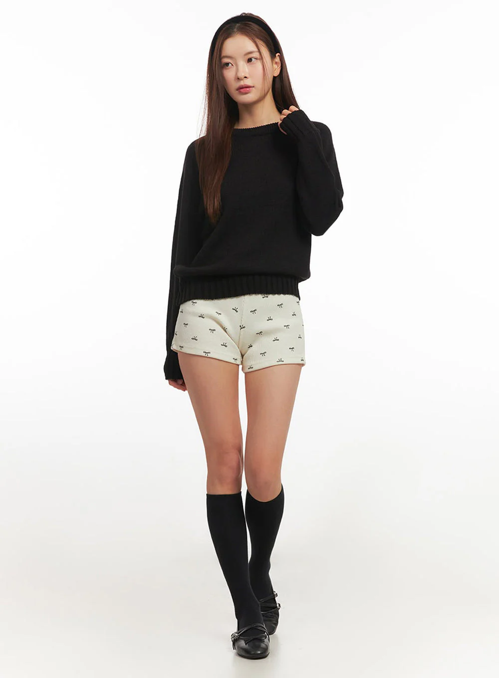 Basic Round Neck Sweater IM513 - Image 14
