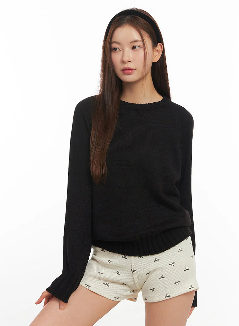 Basic Round Neck Sweater IM513 - Image 4