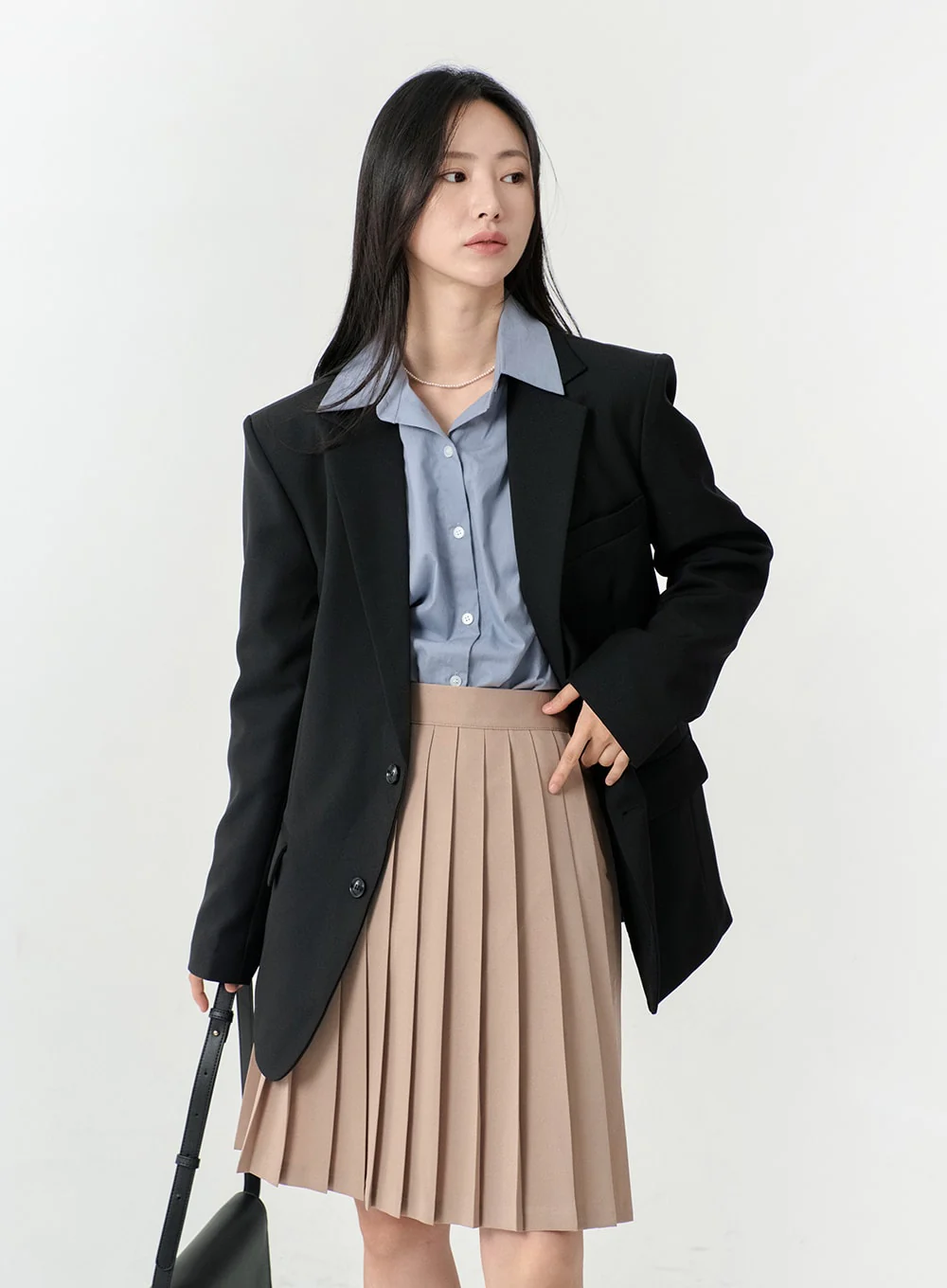 Basic Two Button Blazer with Pocket OS06 - Image 10