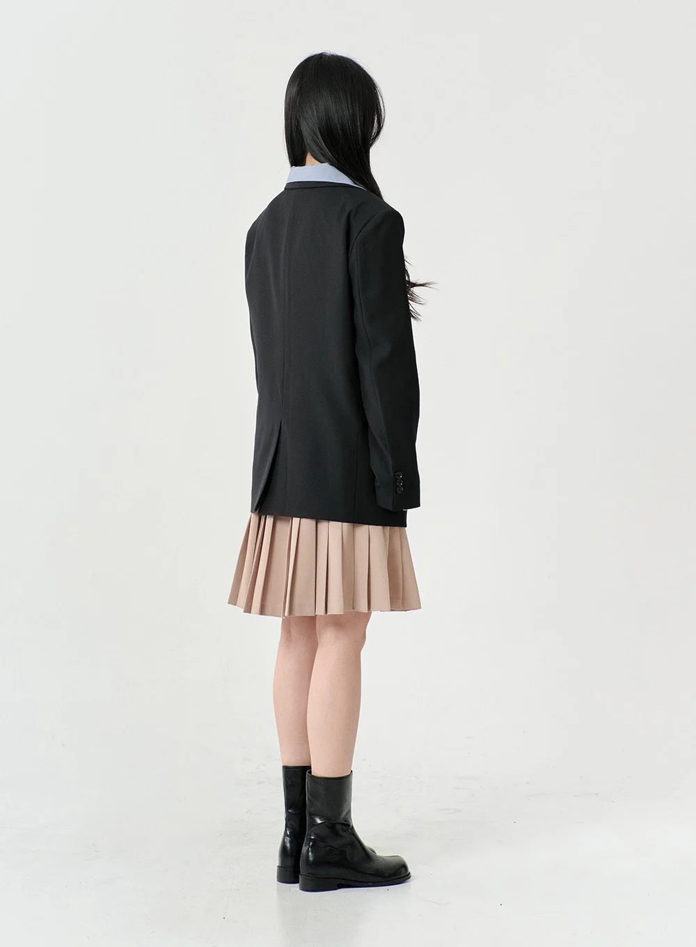 Basic Two Button Blazer with Pocket OS06 - Image 15