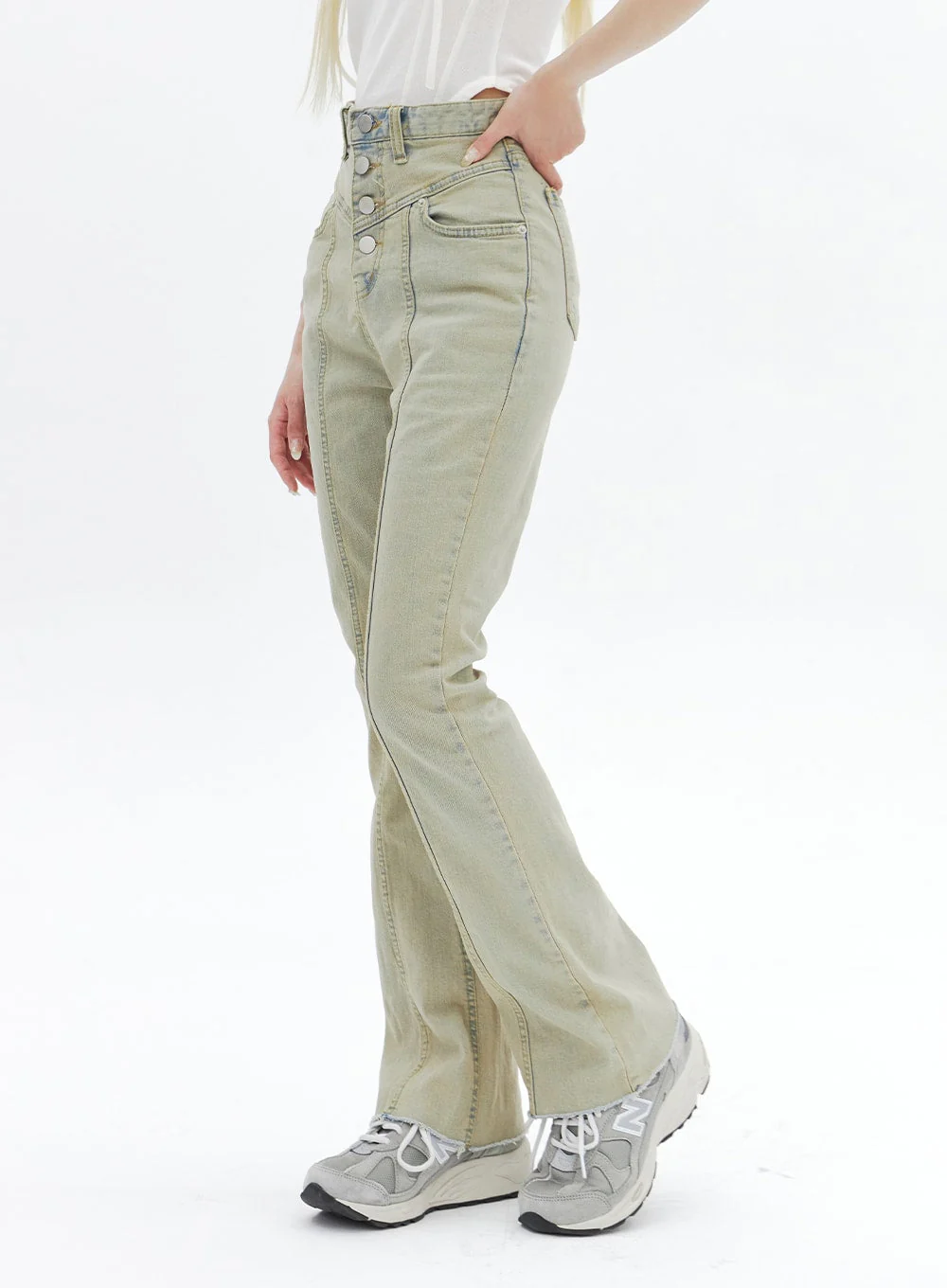 Beige Wash Bootcut Jeans BA320 - Image 3