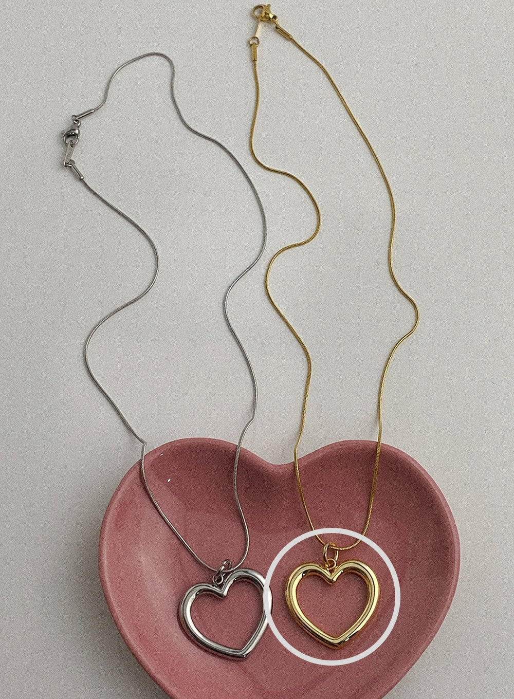 Big Heart Outline Necklace IA517 - Image 4