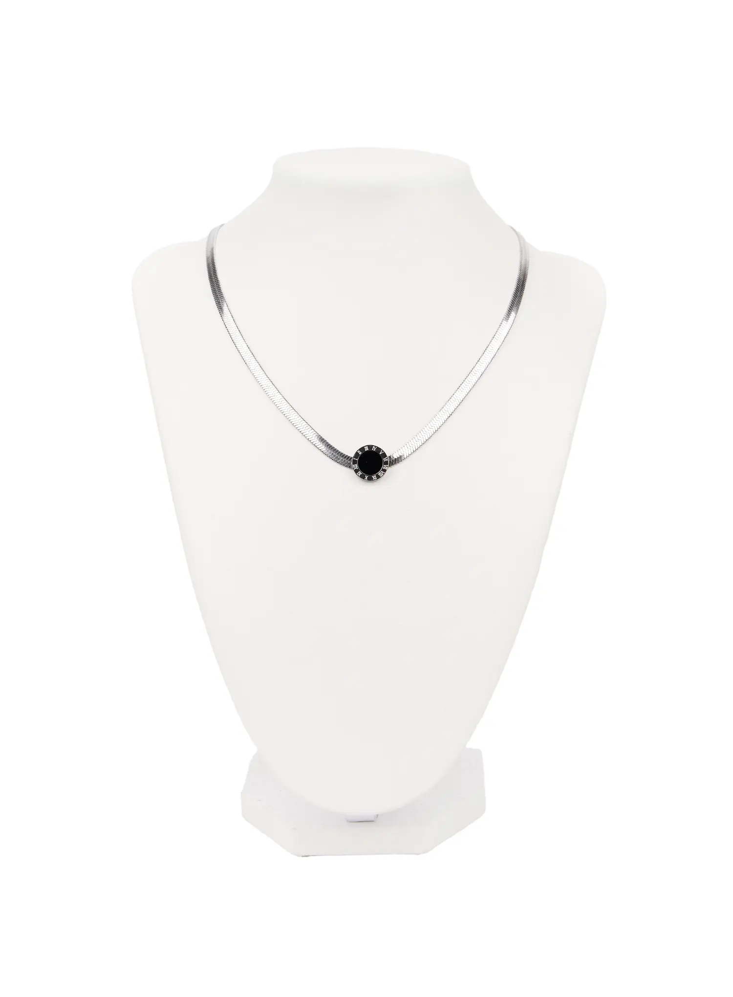 Black Pendant Necklace CA508 - Image 3