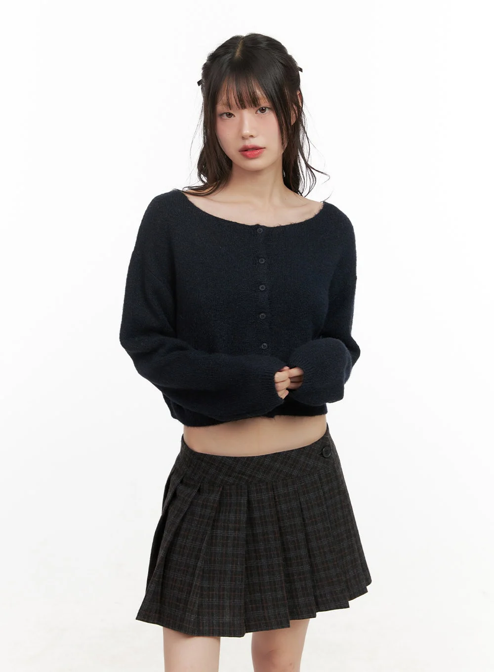 Boat-Neck Buttoned Knit Cardigan CJ501 - Image 10