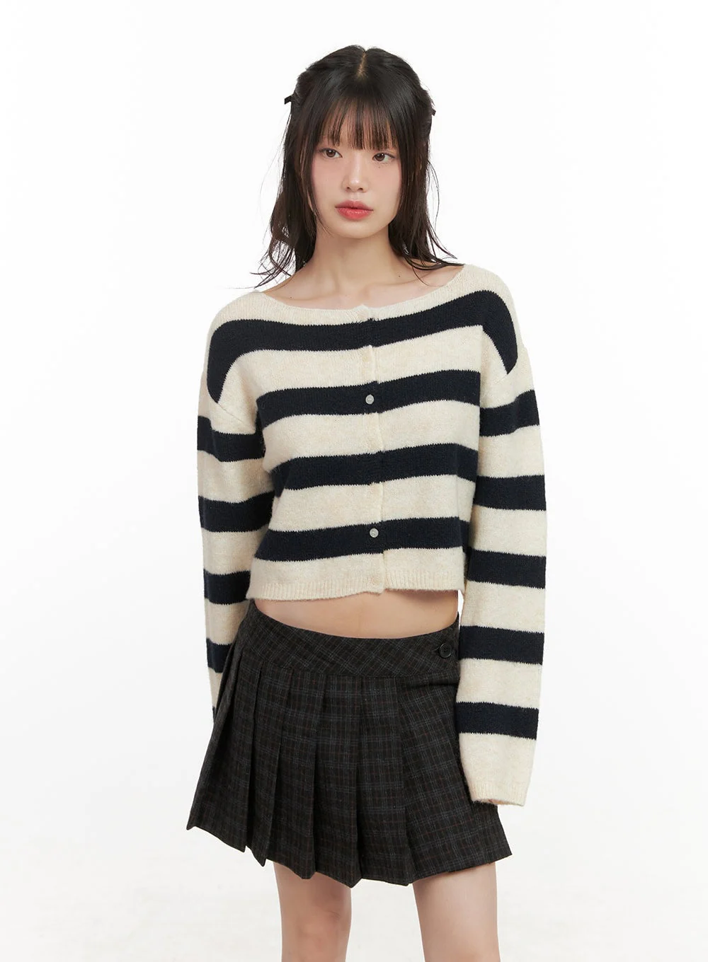 Boat-Neck Buttoned Knit Cardigan CJ501 - Image 11