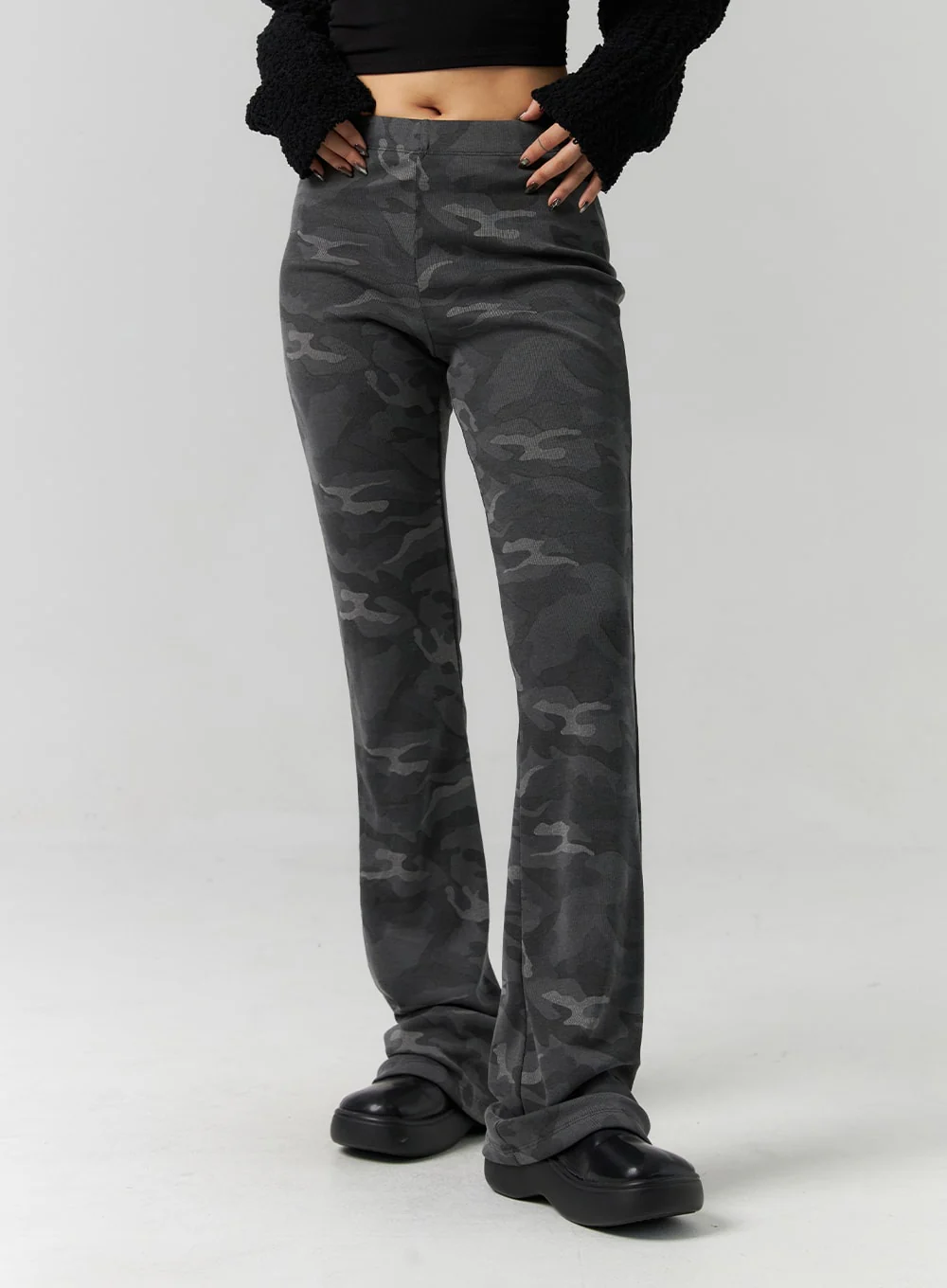 Bootcut Camo Slim Pants CS318 - Image 9