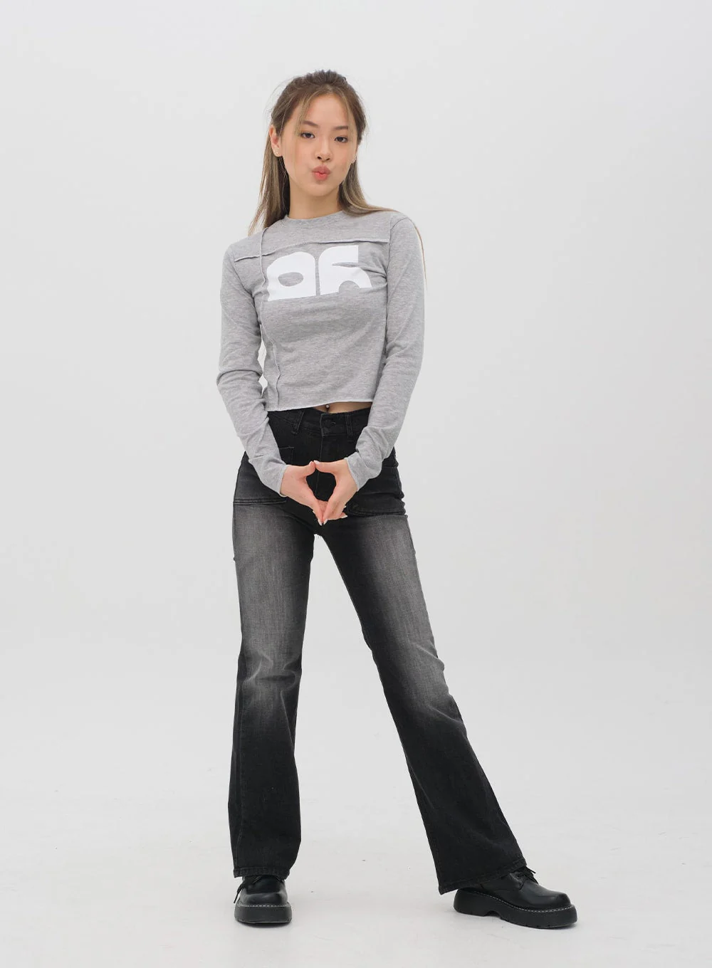 Bootcut Jeans M4 - Image 10