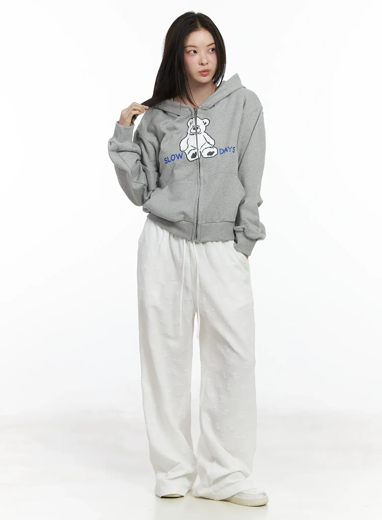Bow Embossed Wide Pants IF525 - Image 3