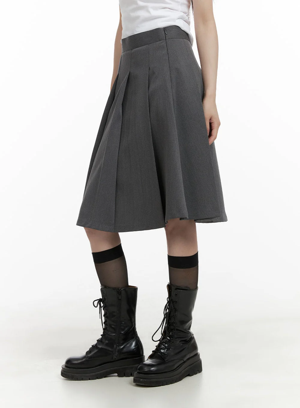 Box Pleated Midi Skirt CA404 - Image 4