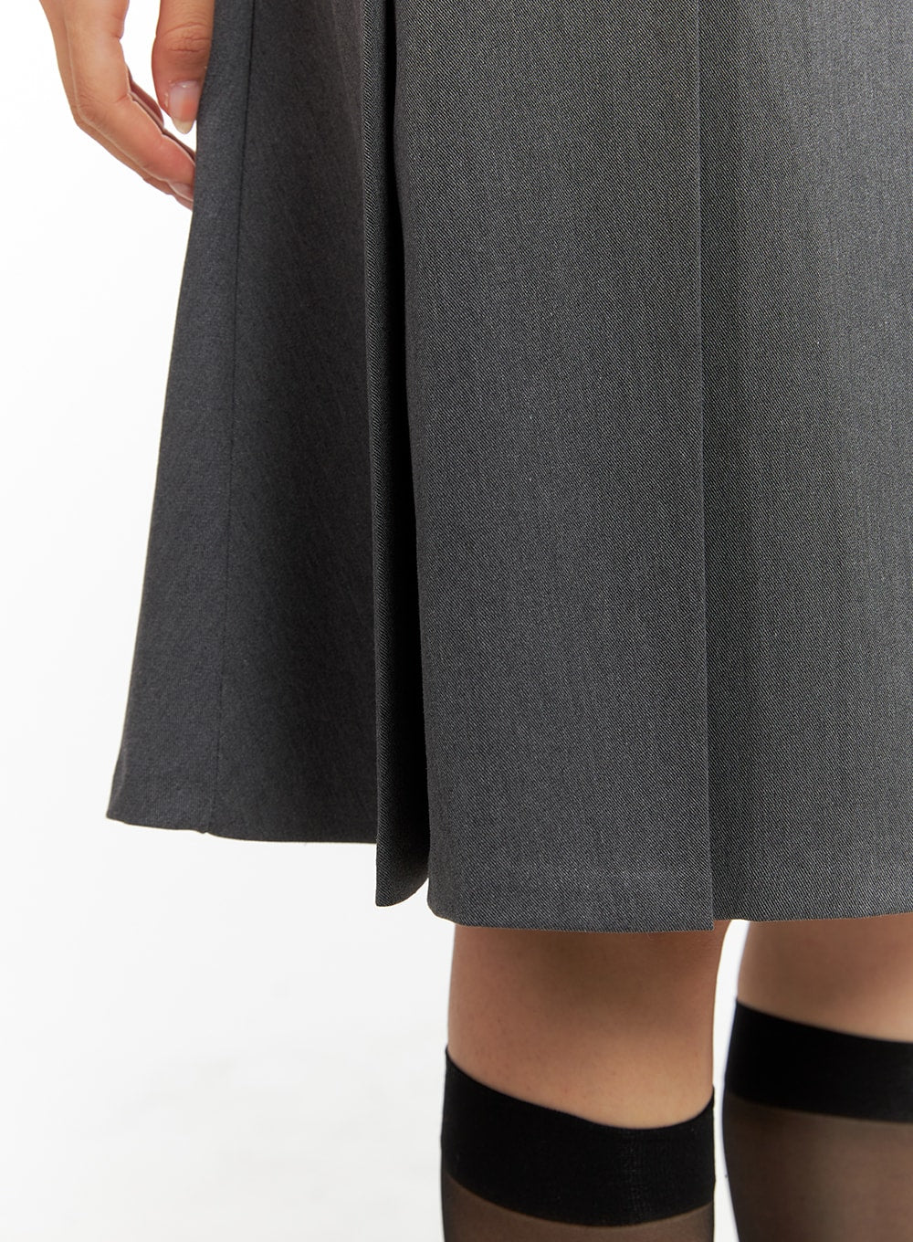 Box Pleated Midi Skirt CA404 - Image 5