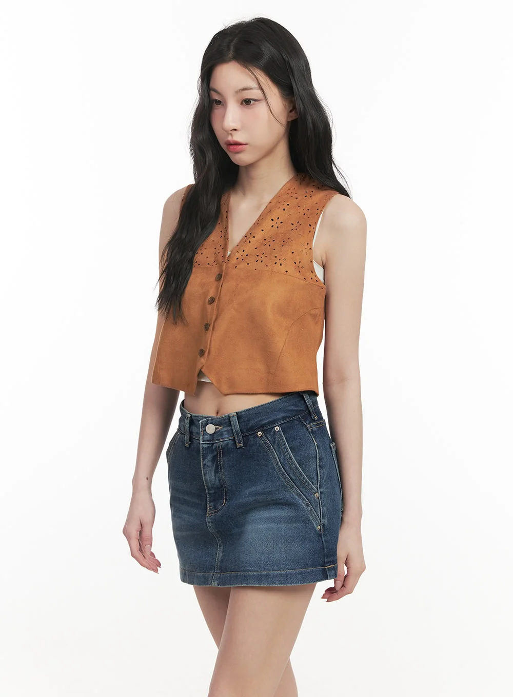 Buttoned Suede V-Neck Vest Top CF513 - Image 10