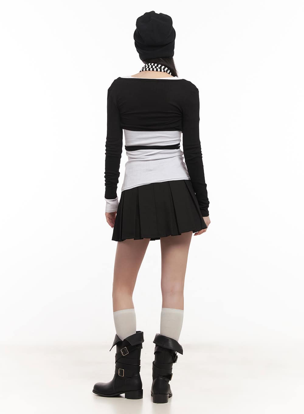 Buttoned V-Neck Long-Sleeve Top CM518 - Image 10