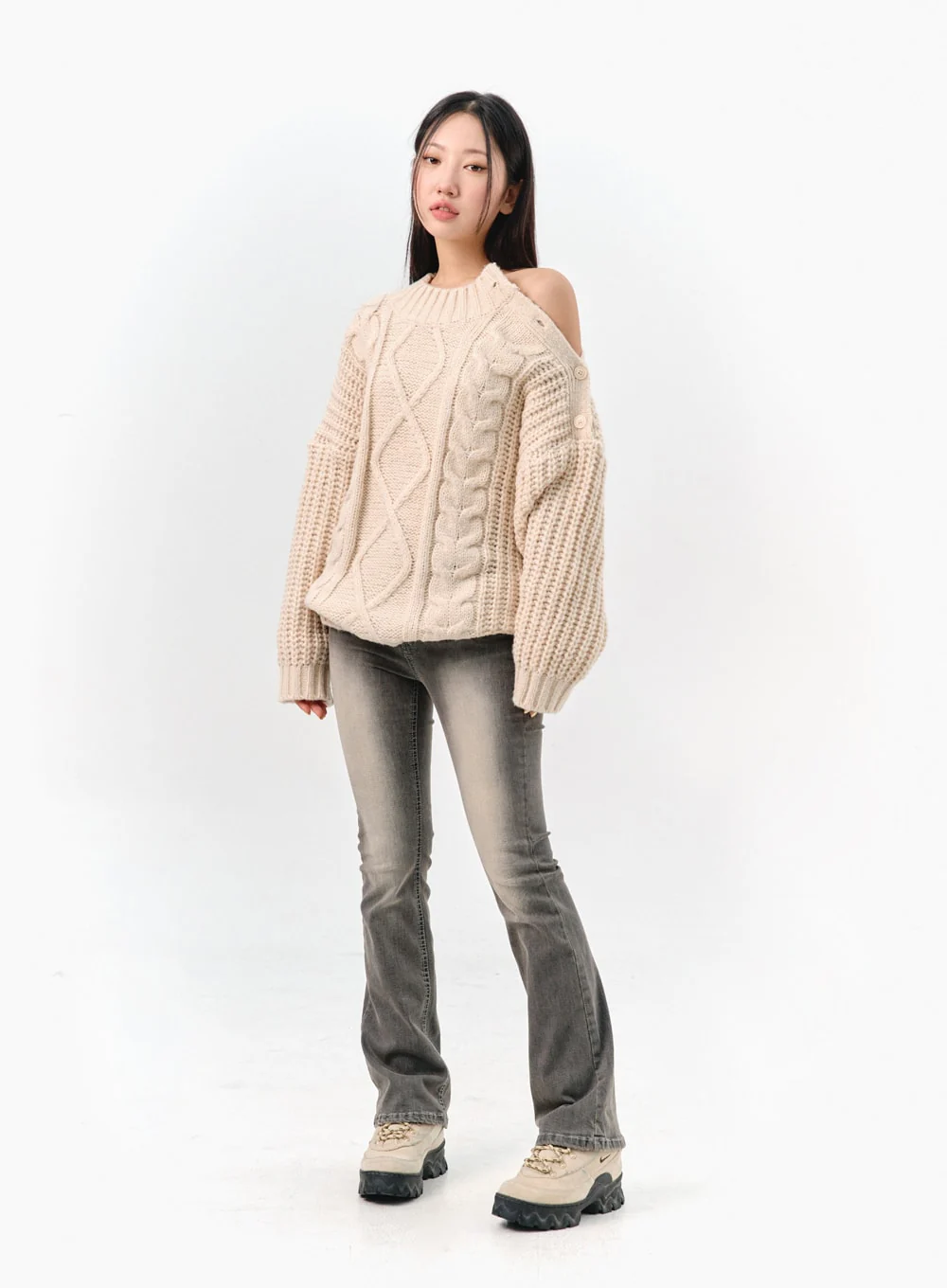 Cable Knit Buttoned Sweater IS301 - Image 8