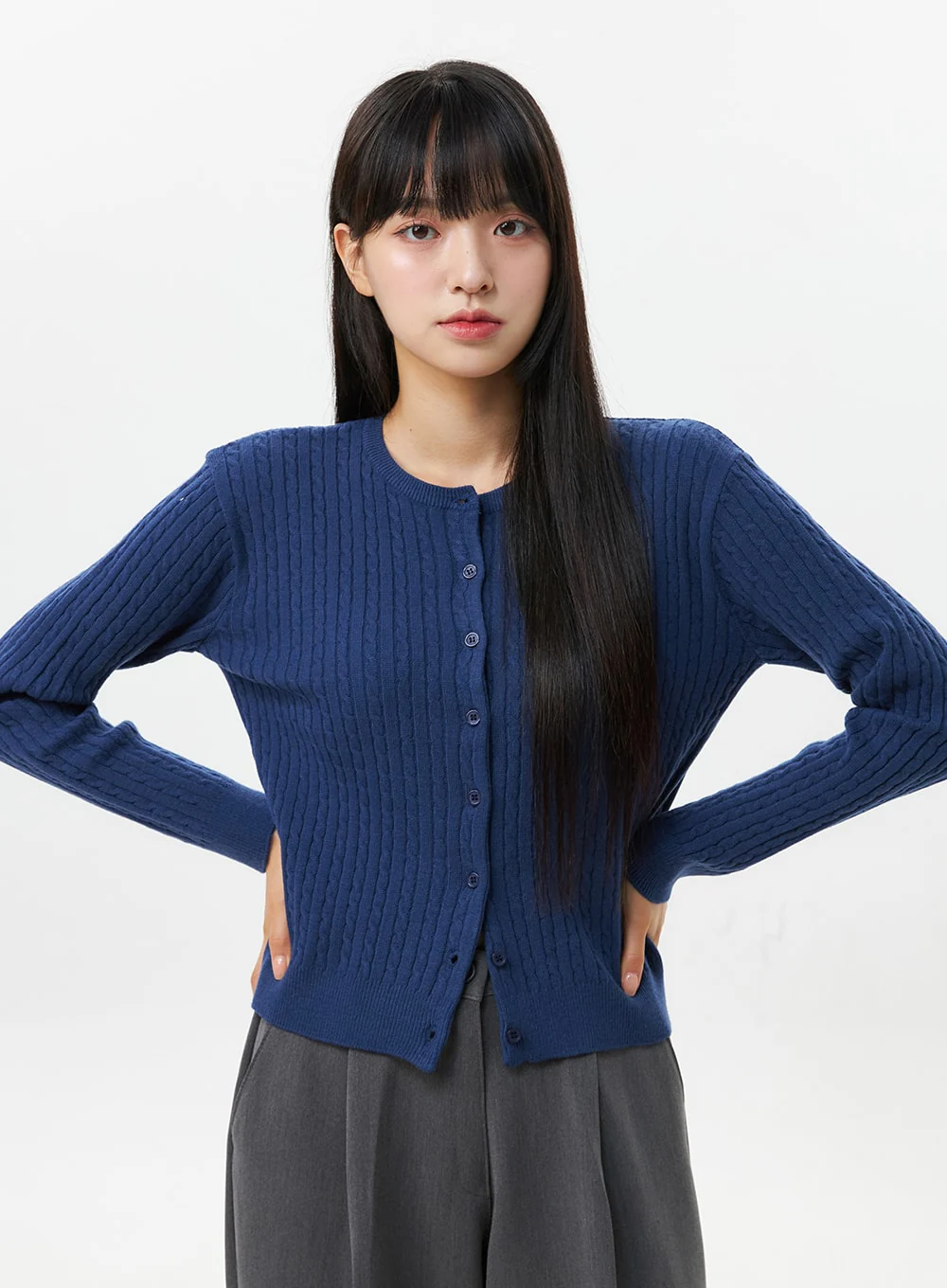 Cable Knit Round Neck Cardigan OS305 - Image 4