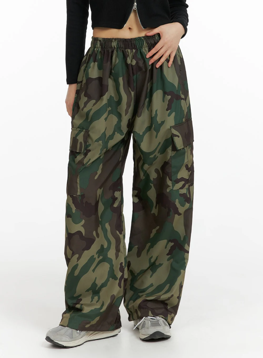 Camo Cargo Baggy Pants (UNISEX) CF423 - Image 3