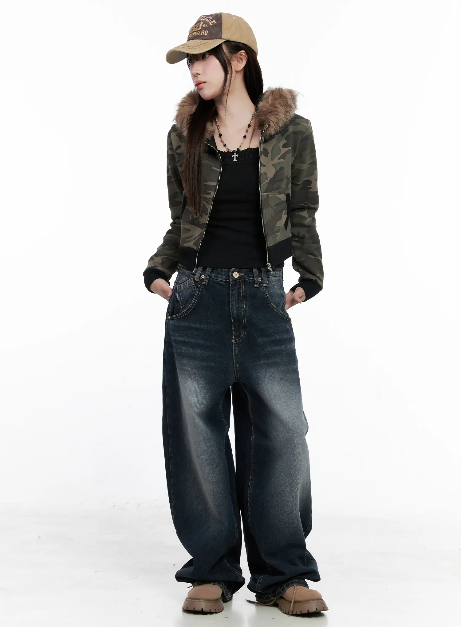 Camo Faux Fur Crop Zip-Up Hoodie CO521 - Image 3