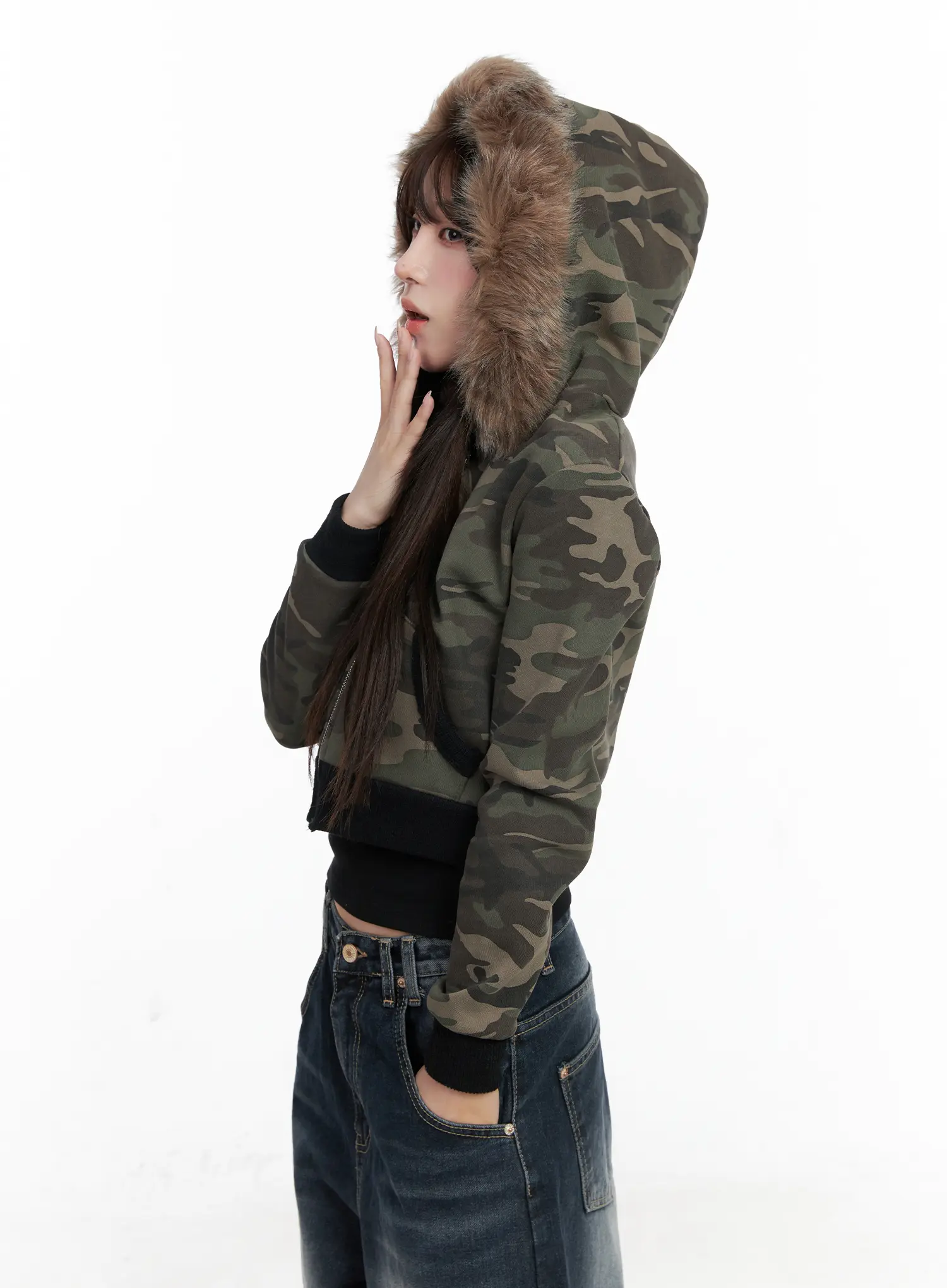 Camo Faux Fur Crop Zip-Up Hoodie CO521 - Image 7