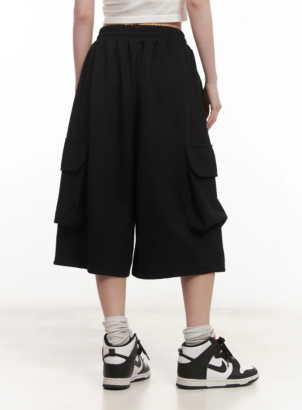 Cargo Oversized Bermuda Sweatshorts CM518 - Image 4