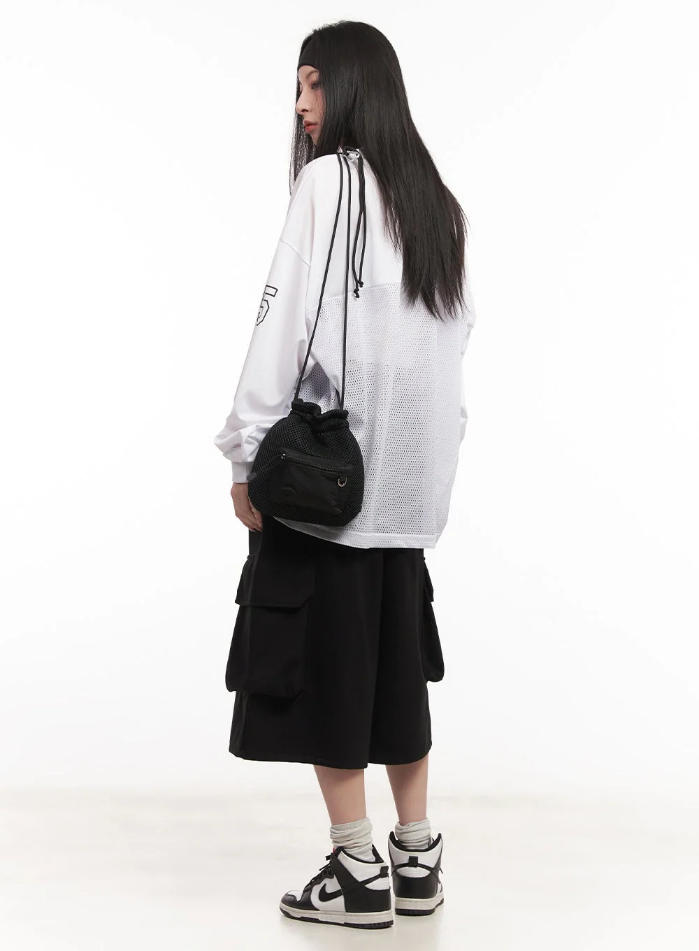 Cargo Oversized Bermuda Sweatshorts CM518 - Image 7
