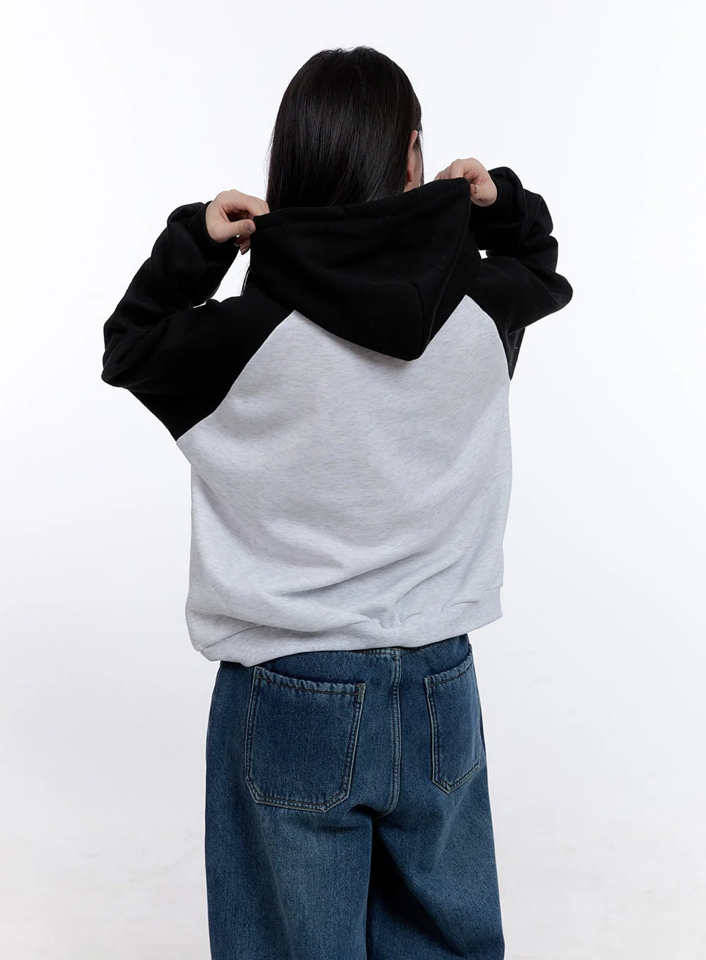 Casual Oversized Graphic Hoodie CJ513 - Image 6