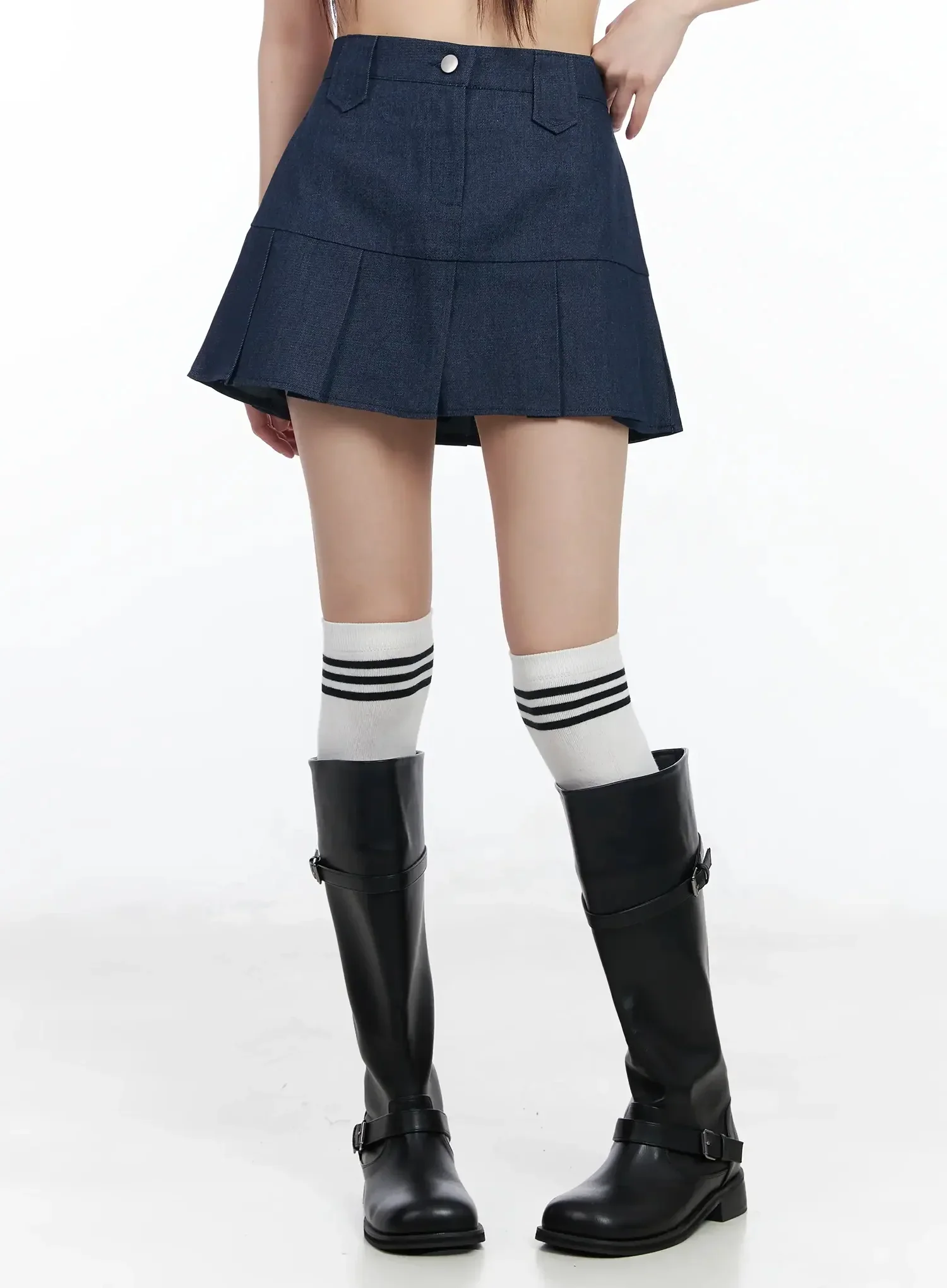 Casual Pleated Mini Skirt IM523 - Image 9
