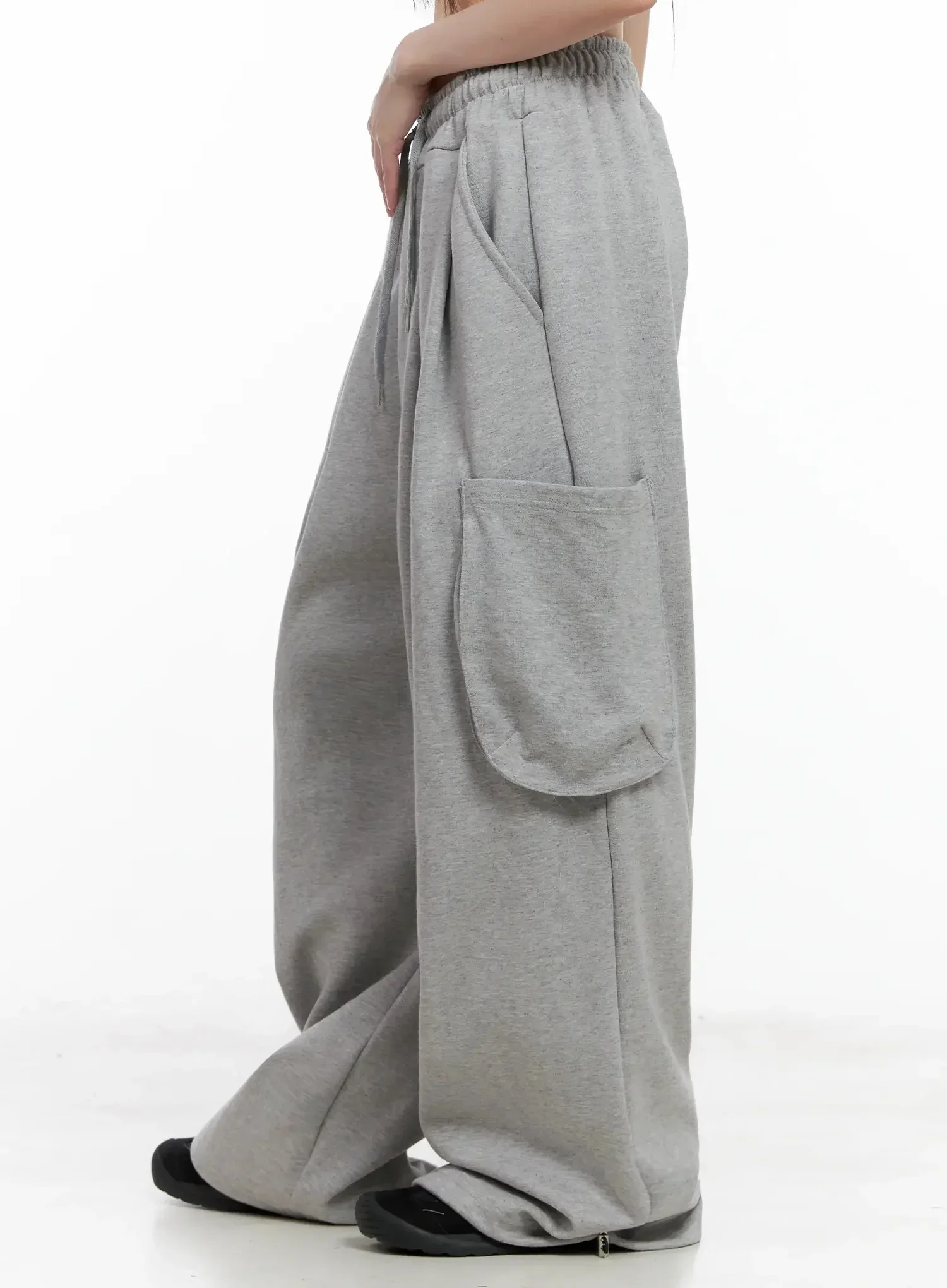 Casual Wide-Leg Cargo Sweatpants IL531 - Image 14