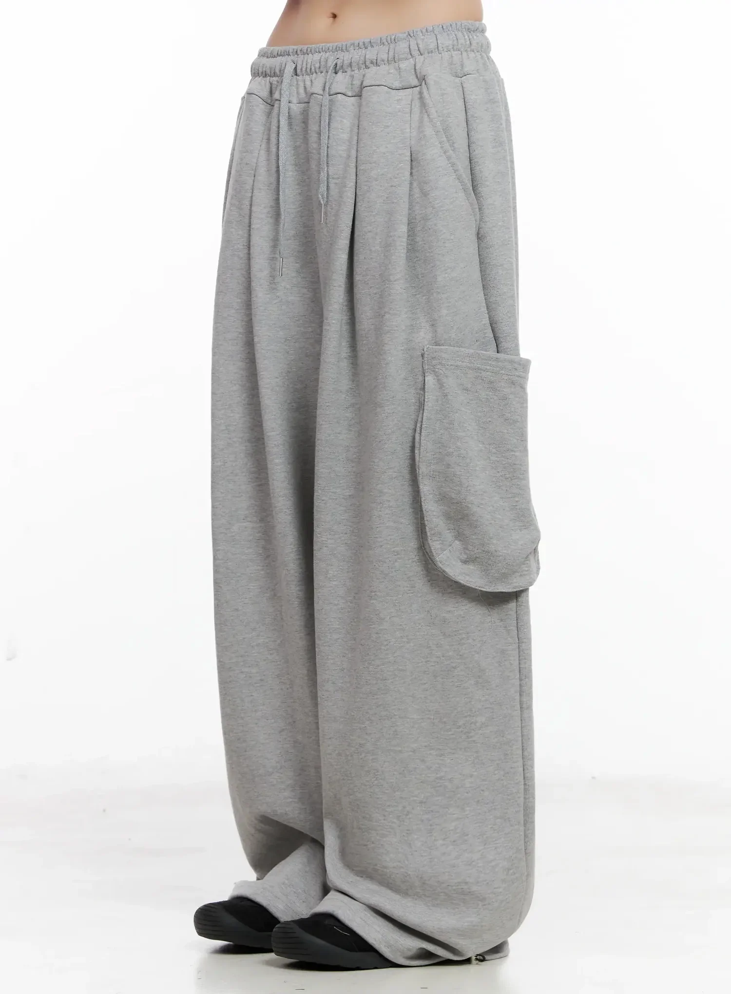 Casual Wide-Leg Cargo Sweatpants IL531 - Image 9