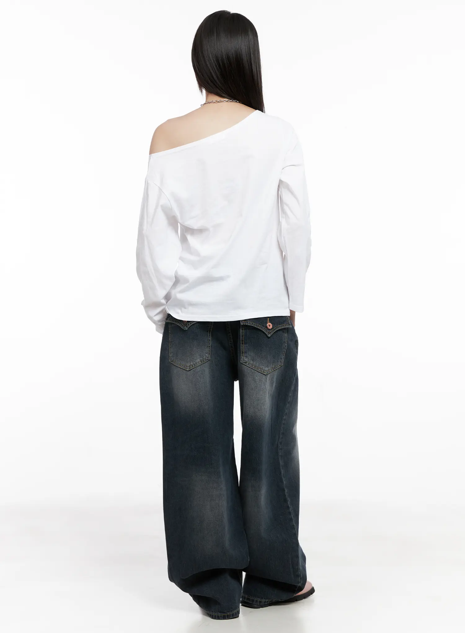 Celi Vintage Wash Wide-Leg Jeans CG515 - Image 5