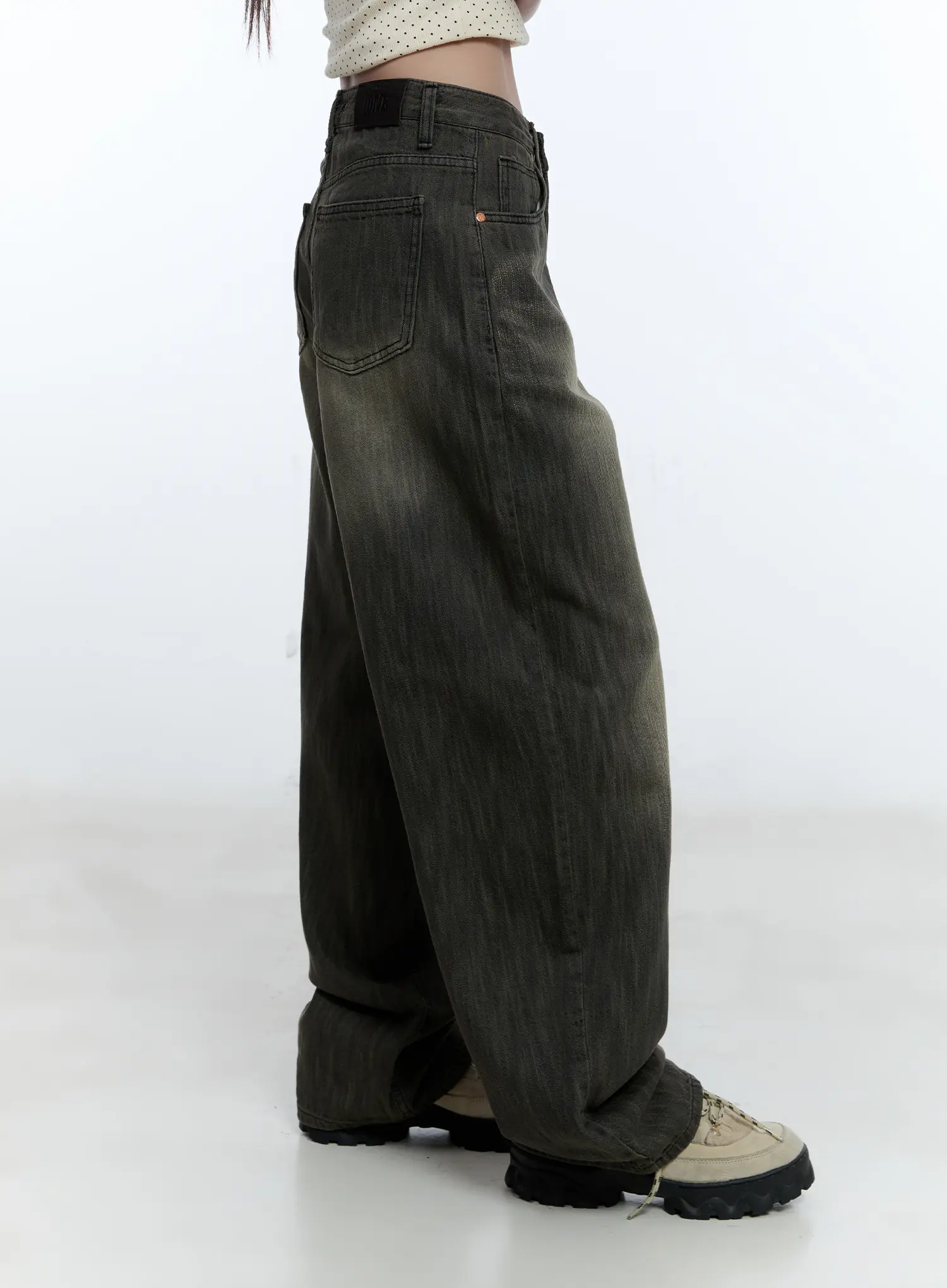 Chaeeun Washed Wide-Leg Jeans CU527 - Image 6