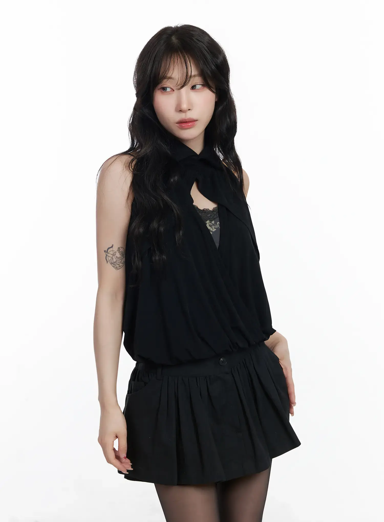 Chic Drape Collar Sleeveless Top CJ526 - Image 2