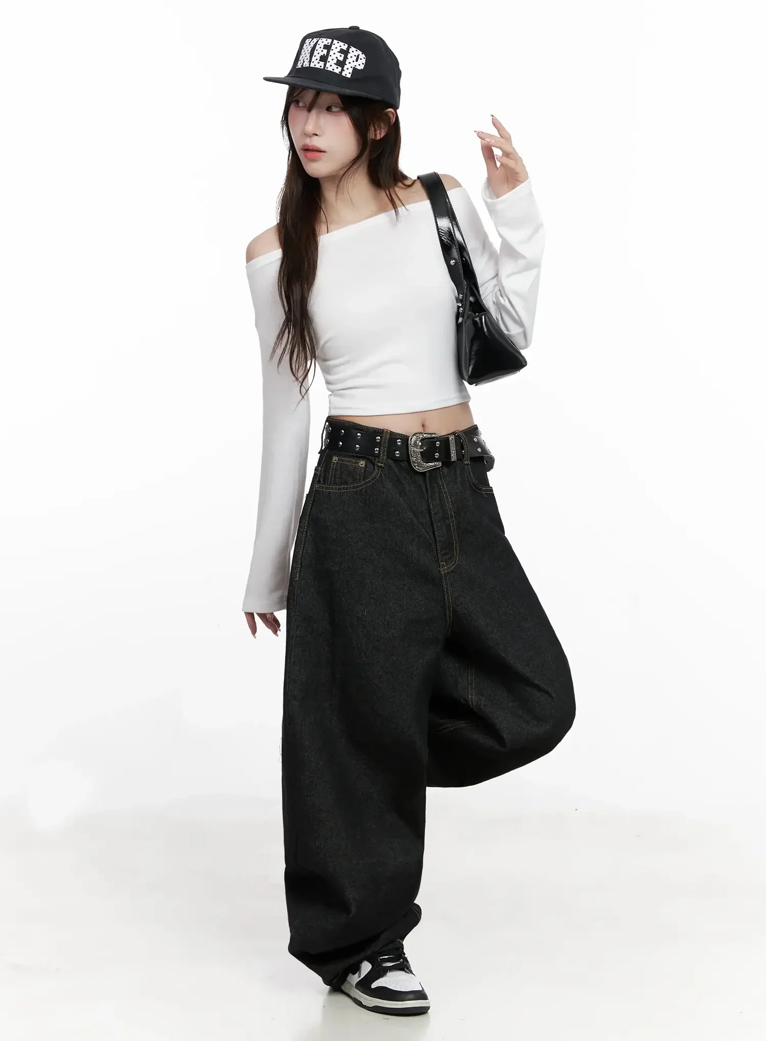 Chic Off-Shoulder Cropped Tee IN514 - Image 12