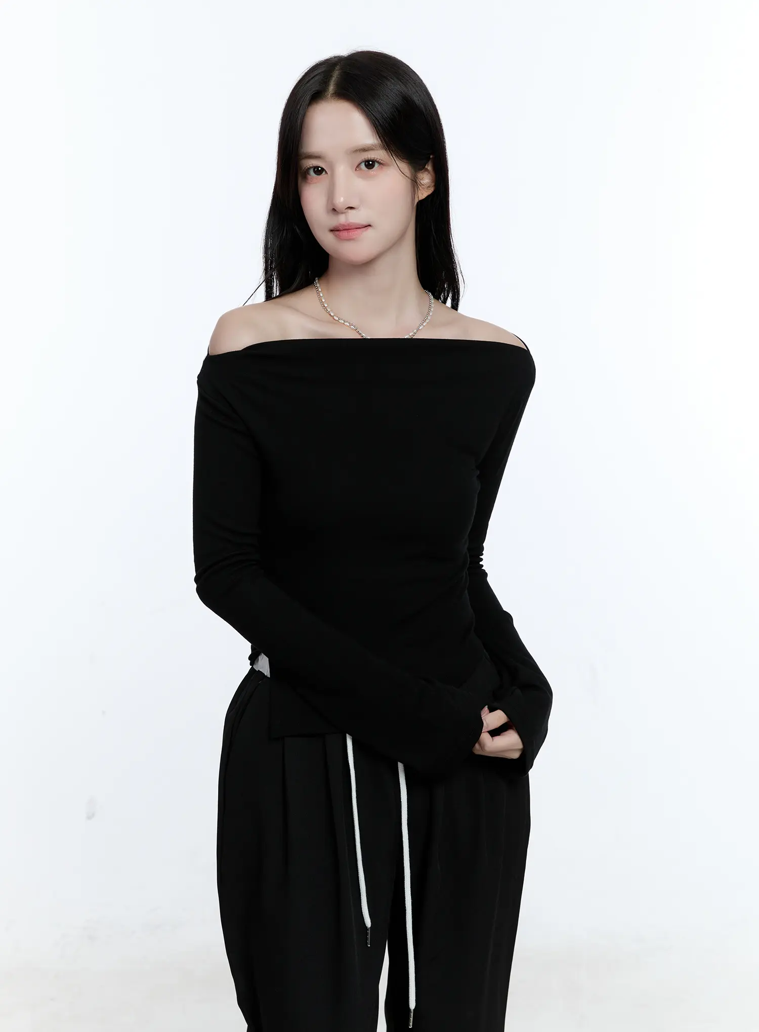 Chic Off-Shoulder Long-Sleeve Top CG512 - Image 2
