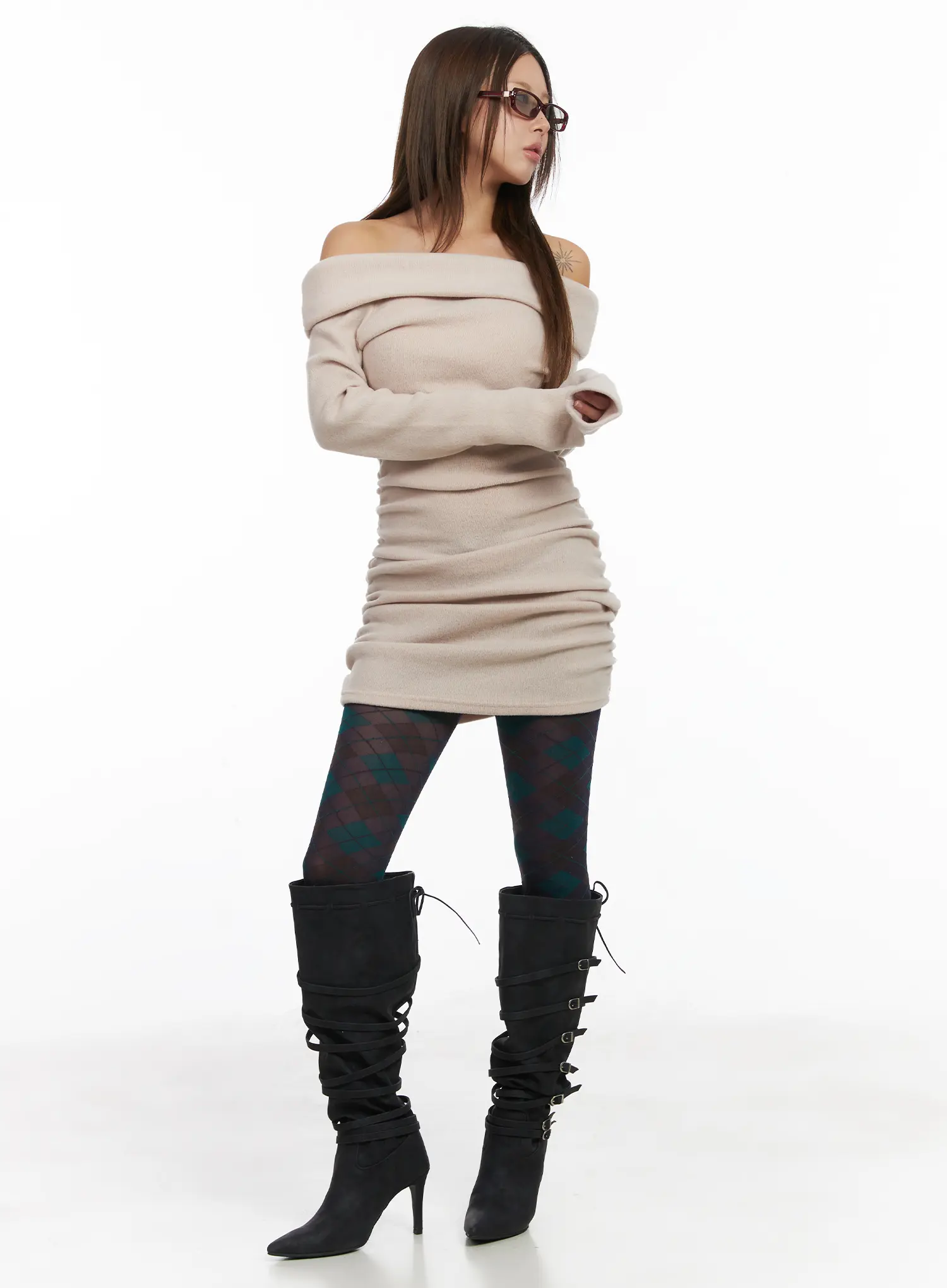 Chic Off-Shoulder Mini Dress CJ513 - Image 9